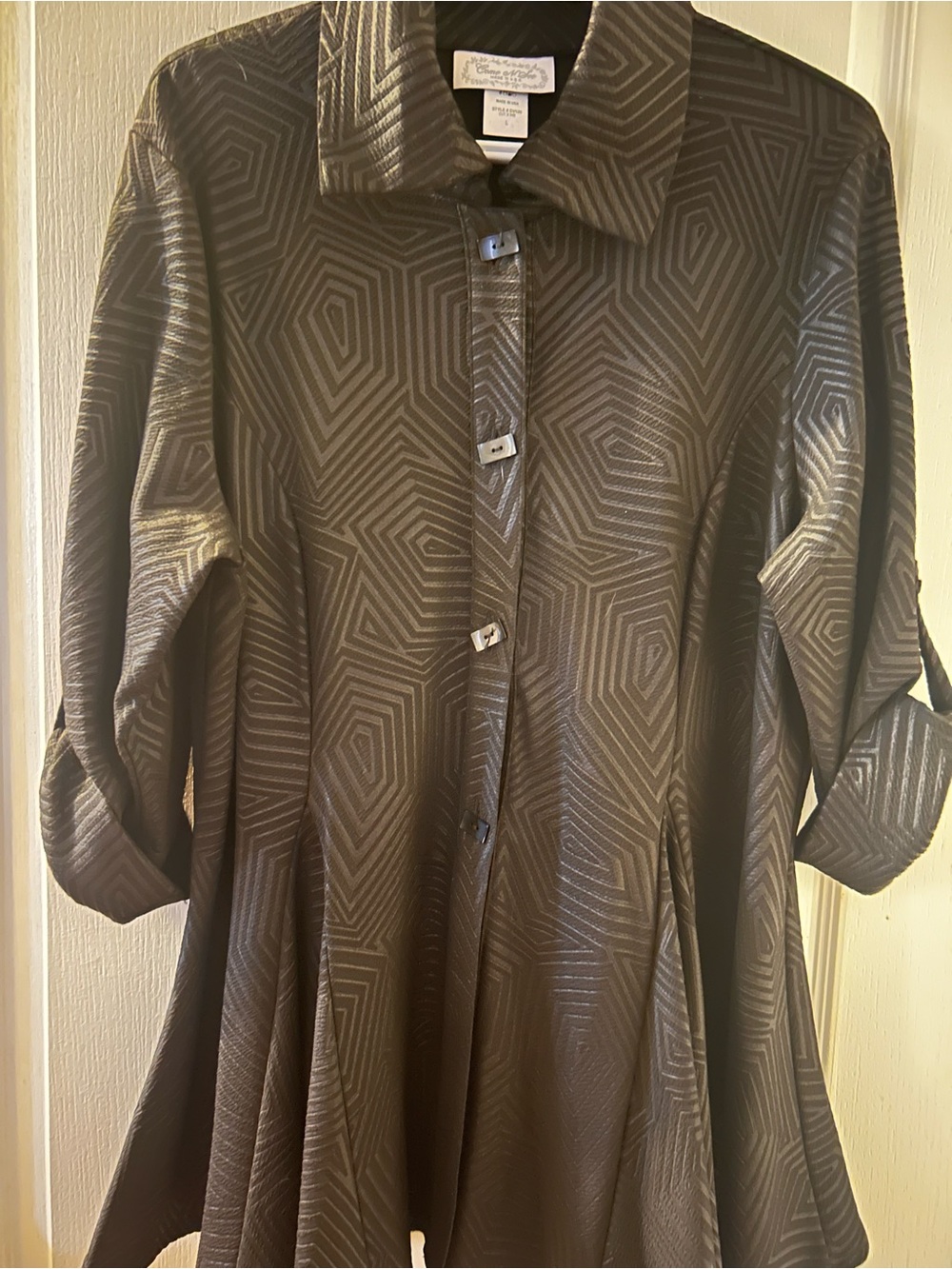 Black Geometric Button-Front Women's Top